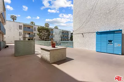 550 W Regent St #124, Inglewood, CA 90301 - Photo 13