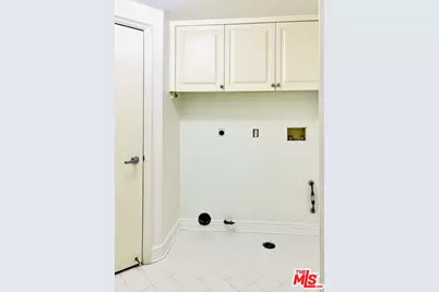 430 N Oakhurst Dr #Ph407, Beverly Hills, CA 90210 - Photo 35