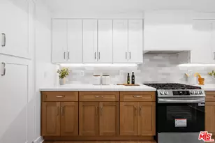 11115 Acama St, Studio City, CA 91602 - Photo 15