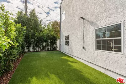 5110 Garden Grove Ave, Tarzana, CA 91356 - Photo 29