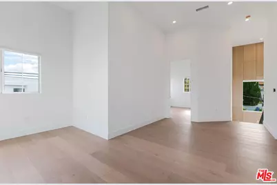 5110 Garden Grove Ave, Tarzana, CA 91356 - Photo 19