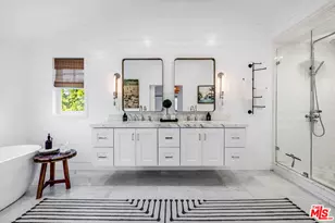 4836 Placidia Ave, Toluca Lake, CA 91601 - Photo 29
