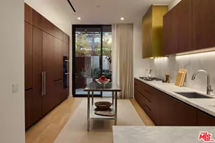 702 N Doheny Dr, West Hollywood, CA 90069 - Photo 7