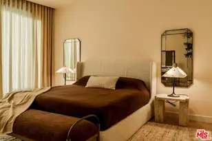 702 N Doheny Dr, West Hollywood, CA 90069 - Photo 5