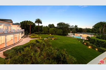 10250 W Sunset Blvd, Los Angeles, CA 90077 - Photo 25