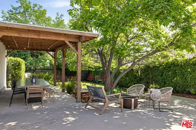 5624 Stratford Rd, Los Angeles, CA 90042 - Photo 21