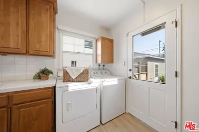 3815 Lyceum Ave, Los Angeles, CA 90066 - Photo 9