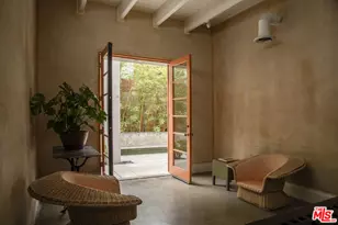714 6th Ave, Venice, CA 90291 - Photo 17