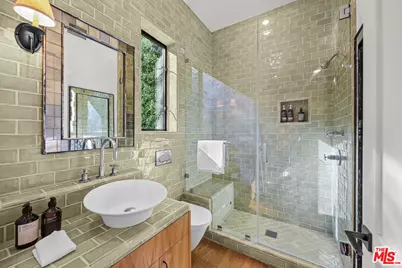 8241 Lincoln Ter, Los Angeles, CA 90069 - Photo 19
