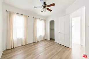 3427 S Bronson Ave, Los Angeles, CA 90018 - Photo 3