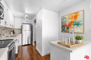 10450 Wilshire Blvd, Los Angeles, CA 90024 - Photo 1