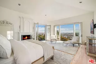 1260 St Ives Pl, Los Angeles, CA 90069 - Photo 15