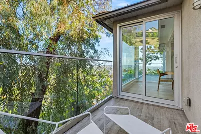 7944 Fareholm Dr, Los Angeles, CA 90046 - Photo 21