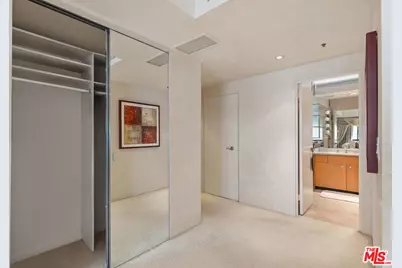 10790 Wilshire Blvd #1001, Los Angeles, CA 90024 - Photo 21