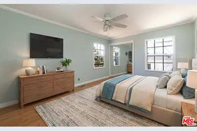 2008 S Bedford St, Los Angeles, CA 90034 - Photo 13