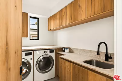 832 Milwood Ave, Venice, CA 90291 - Photo 37