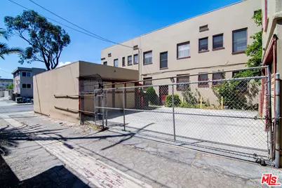 2375 W 12th St, Los Angeles, CA 90006 - Photo 7