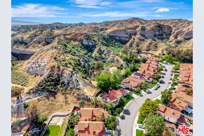 15724 Kenneth Pl, Canyon Country, CA 91387 - Photo 47