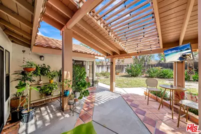 15724 Kenneth Pl, Canyon Country, CA 91387 - Photo 33