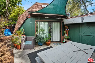 9983 Braddock Dr, Culver City, CA 90232 - Photo 39