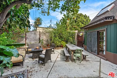 9983 Braddock Dr, Culver City, CA 90232 - Photo 37