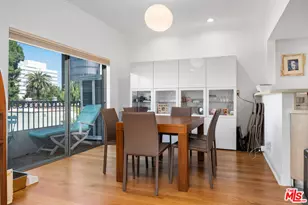 221 S Gale Dr, Beverly Hills, CA 90211 - Photo 7