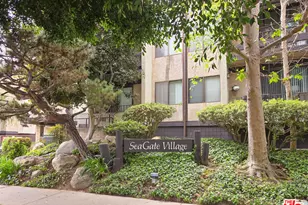 8675 Falmouth Ave, Playa del Rey, CA 90293 - Photo 17
