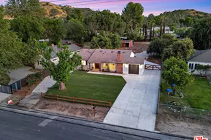 10902 Art St, Shadow Hills, CA 91040 - Photo 17