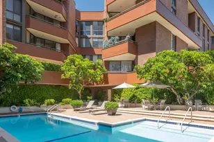 300 N Swall Dr, Beverly Hills, CA 90211 - Photo 41