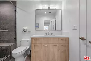 12849 Tiara St, Valley Village, CA 91607 - Photo 25
