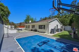 4859 Topeka Dr, Tarzana, CA 91356 - Photo 29
