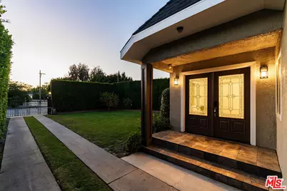 1026 S Windsor Blvd, Los Angeles, CA 90019 - Photo 63