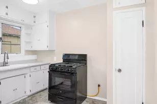 10346 Oro Vista Ave, Sunland, CA 91040 - Photo 27
