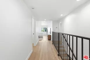 324 S Elm Dr, Beverly Hills, CA 90212 - Photo 3
