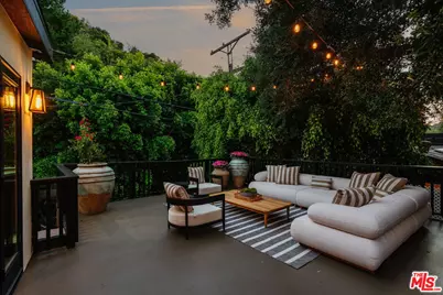 9849 Portola Dr, Beverly Hills, CA 90210 - Photo 3
