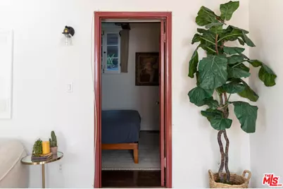 1007 Sanborn Ave, Los Angeles, CA 90029 - Photo 47