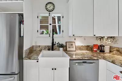 1007 Sanborn Ave, Los Angeles, CA 90029 - Photo 57