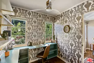 1007 Sanborn Ave, Los Angeles, CA 90029 - Photo 37