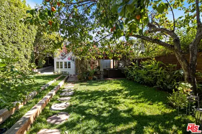 1007 Sanborn Ave, Los Angeles, CA 90029 - Photo 69