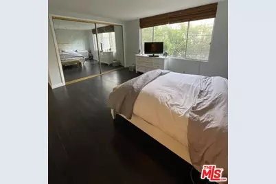412 N Palm Dr #302, Beverly Hills, CA 90210 - Photo 11