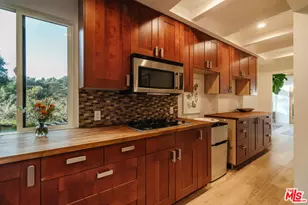 231 Muerdago Rd, Topanga, CA 90290 - Photo 33