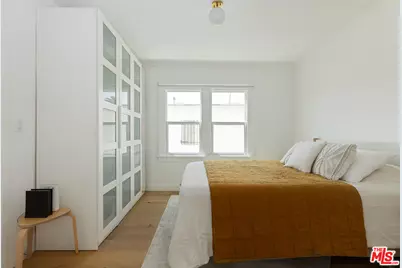 1640 S Gramercy Pl, Los Angeles, CA 90019 - Photo 27