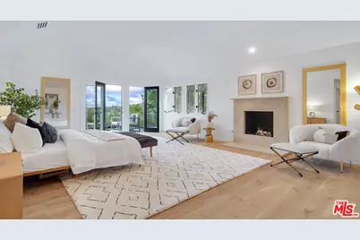 4050 Clarinda Dr, Tarzana, CA 91356 - Photo 19