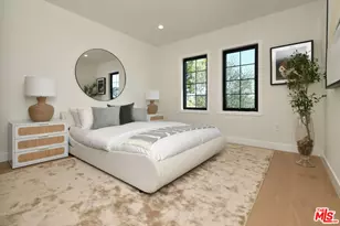 7907 Vicksburg Ave, Los Angeles, CA 90045 - Photo 43