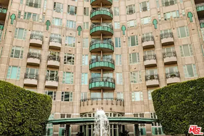 10580 Wilshire Blvd #2, Los Angeles, CA 90024 - Photo 25