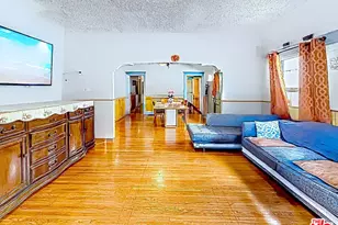 3025 Edgehill Dr, Los Angeles, CA 90018 - Photo 33