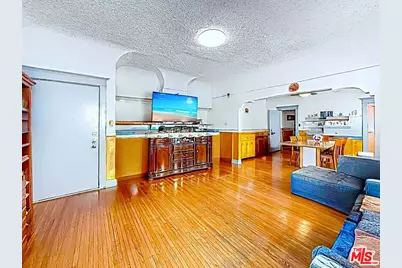 3025 Edgehill Dr, Los Angeles, CA 90018 - Photo 31