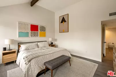 100 Hurlbut St #12, Pasadena, CA 91105 - Photo 13