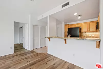 13200 Pacific Prome #322, Playa Vista, CA 90094 - Photo 17