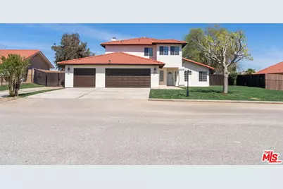 17590 El Cajon Dr, Hesperia, CA 92345 - Photo 1